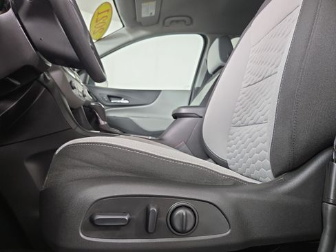 Used 2021 Chevrolet Equinox LS w/ LS Convenience Package FWD image 28