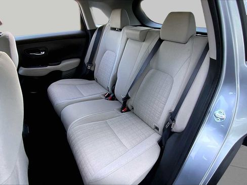 Used 2023 Honda HR-V LX image 19