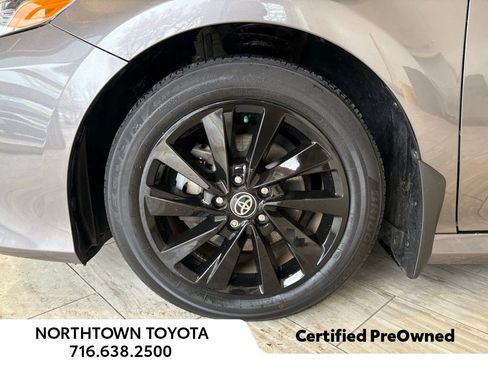 Used 2023 Toyota Camry LE image 31