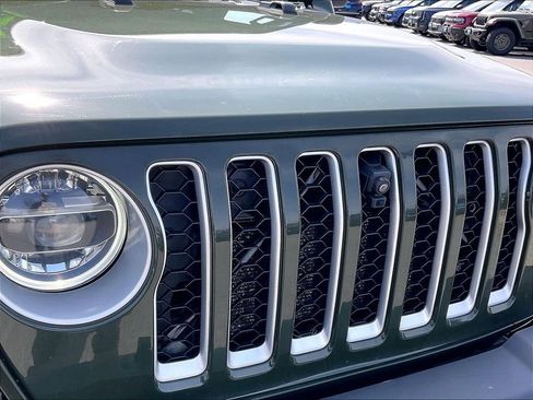 Used 2021 Jeep Wrangler Unlimited Sahara w/ Dual Top Group image 28