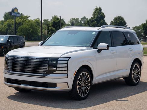 New 2026 Hyundai Palisade Calligraphy image 3