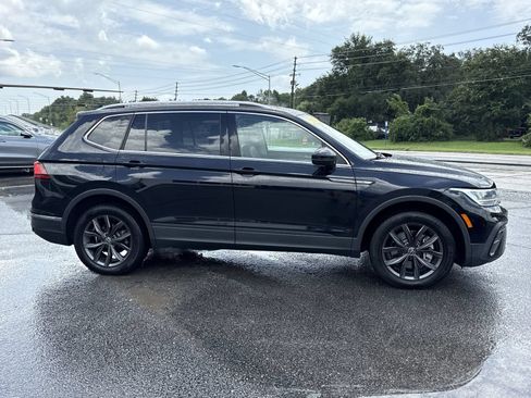 Used 2023 Volkswagen Tiguan SE FWD image 7