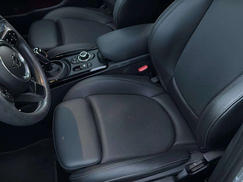 Used 2022 MINI Cooper Clubman S image 18