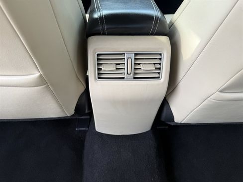 Used 2016 Nissan Maxima 3.5 SV FWD image 23