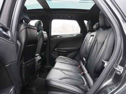 Used 2019 Lincoln MKC Reserve w/ MKC Climate Package image 37