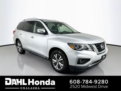 Used 2020 Nissan Pathfinder SV