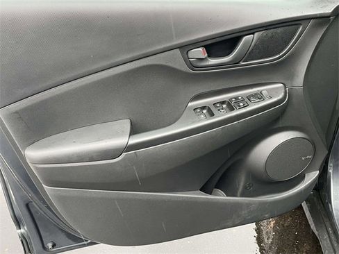 Certified 2021 Hyundai Kona SEL Plus image 16