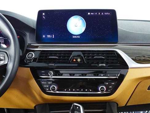 Certified 2023 BMW 530i w/ Convenience Package image 26