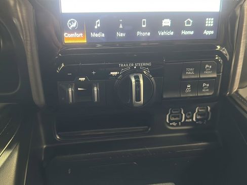 Certified 2022 RAM 1500 Limited image 25