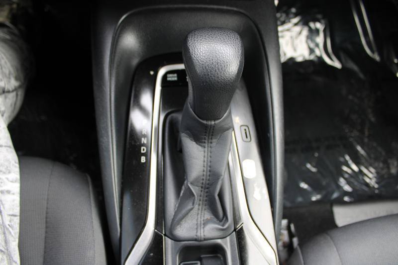 Used 2021 Toyota Corolla LE FWD image 17