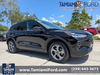 Certified 2025 Ford Escape ST-Line Select AWD/4WD video 1