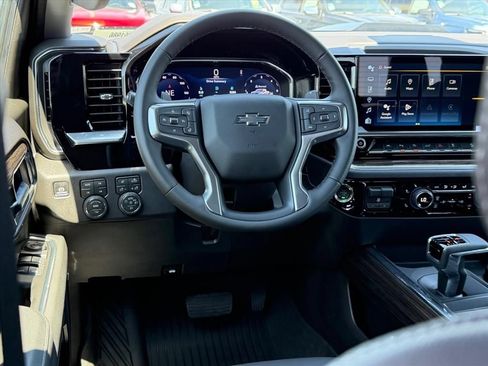 New 2026 Chevrolet Silverado 1500 LT Trail Boss w/ LT Trail Boss Premium Package AWD/4WD image 7