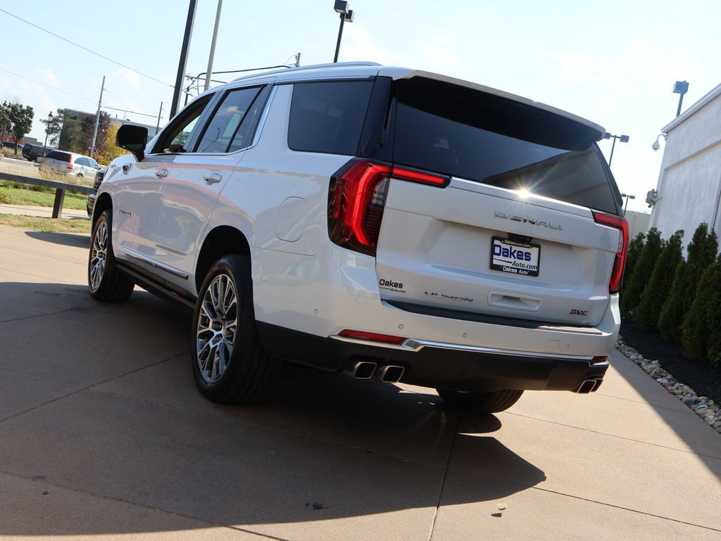 Certified 2026 GMC Yukon Denali w/ Denali Reserve Package AWD/4WD image 3