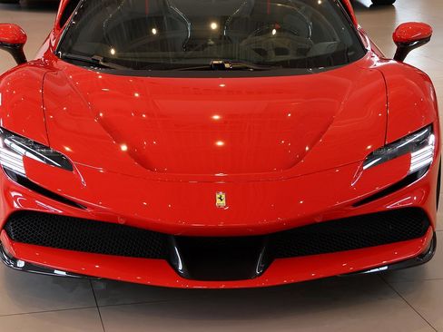 Certified 2022 Ferrari SF90 Spider image 25