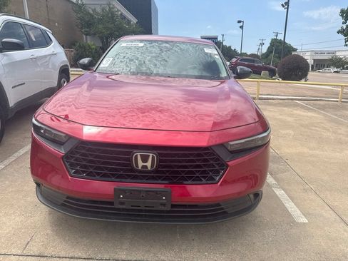 Used 2024 Honda Accord LX image 2