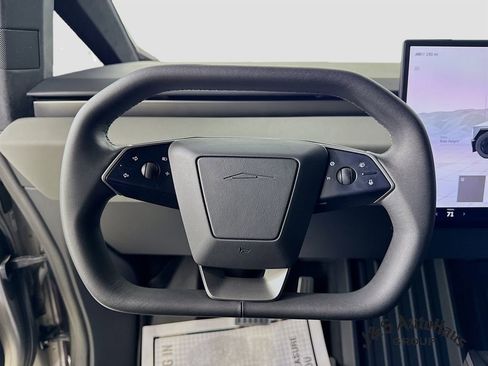 Used 2024 Tesla Cybertruck AWD Crew Cab image 12