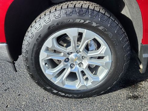 Used 2024 Chevrolet Silverado 1500 LTZ w/ Technology Package image 15