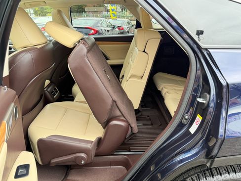 Used 2018 Lexus RX 350L Luxury image 32