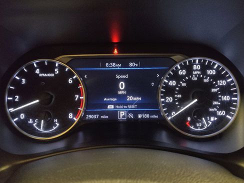 Used 2024 Nissan Sentra SR FWD image 23