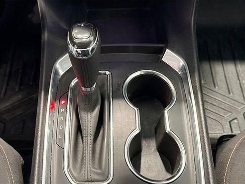 Certified 2018 Chevrolet Traverse LT image 15