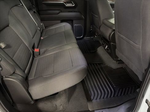 Used 2022 GMC Sierra 1500 Elevation image 31