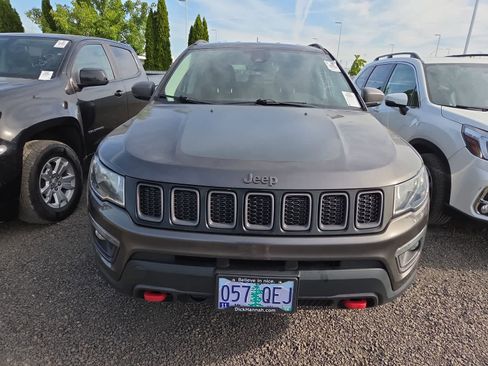 Used 2021 Jeep Compass Trailhawk AWD/4WD image 5