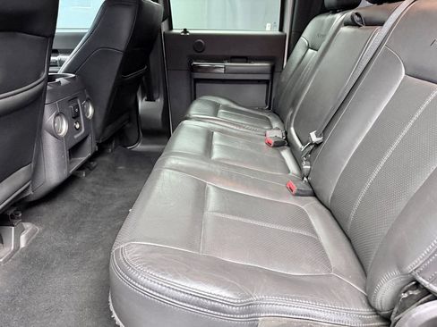 Used 2014 Ford F250 Platinum w/ FX4 Off-Road Package AWD/4WD image 13