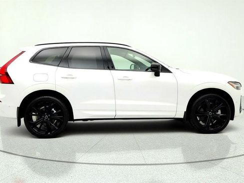 Used 2026 Volvo XC60 T8 Ultra w/ Climate Package AWD/4WD image 4