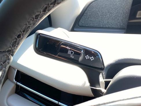 New 2026 Lincoln Navigator L Reserve AWD/4WD image 18