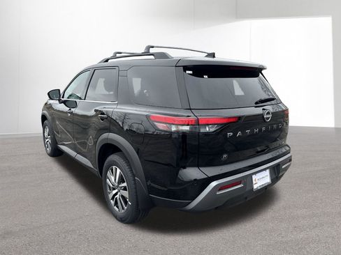 New 2026 Nissan Pathfinder SL image 29