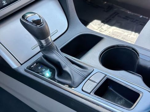 Used 2016 Hyundai Sonata SE FWD image 22