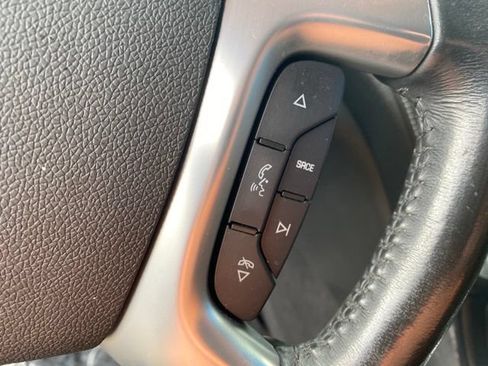 Used 2016 GMC Acadia SLE FWD image 20