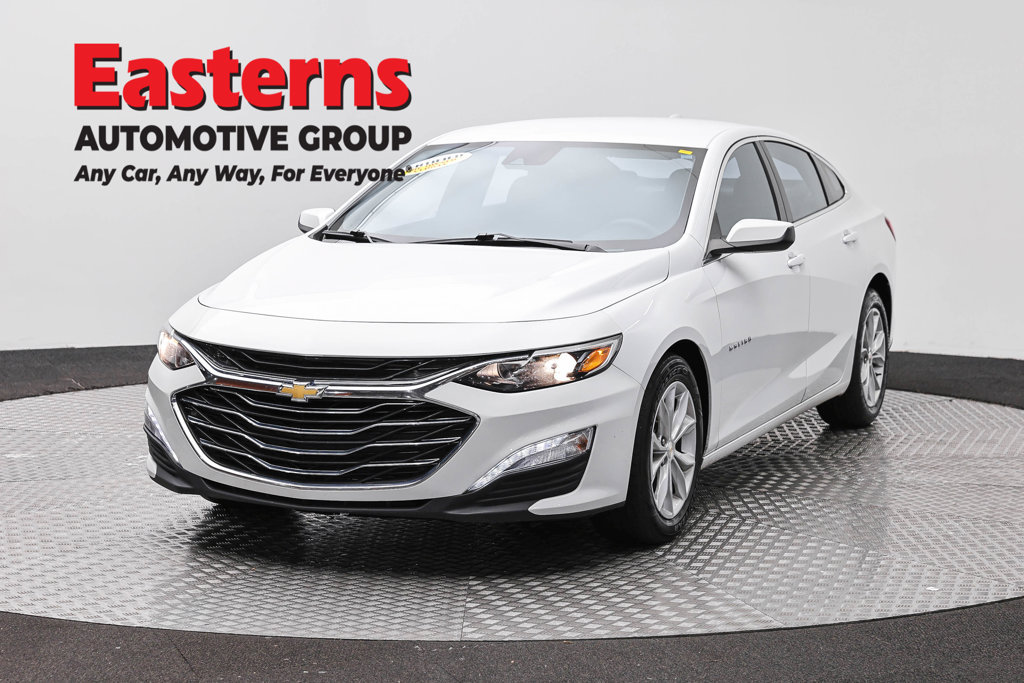 Used 2025 Chevrolet Malibu LT FWD image 1