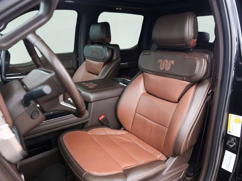 Used 2023 Ford F350 King Ranch AWD/4WD image 8