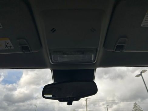 Used 2016 Chevrolet Trax LT w/ LT Convenience Package image 12