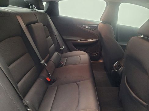 Used 2025 Chevrolet Malibu LT FWD image 19