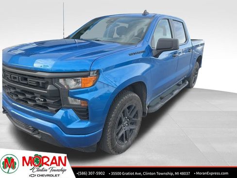 Used 2023 Chevrolet Silverado 1500 Custom w/ 2.7L Blackout Package image 2