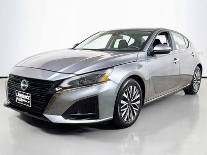Used 2023 Nissan Altima 2.5 SV