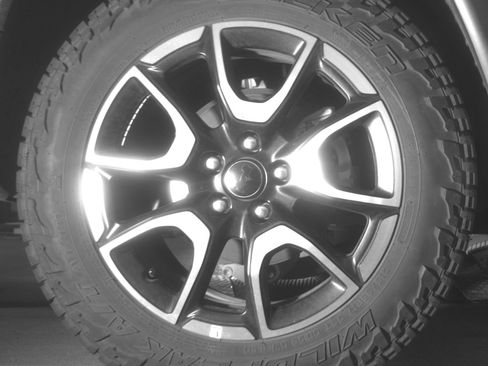 Used 2025 Jeep Compass Trailhawk AWD/4WD image 15