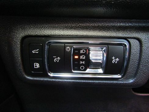 Used 2025 Lincoln Corsair Grand Touring w/ Equipment Group 301A AWD/4WD image 27