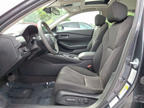 Used 2024 Honda Accord EX image 13