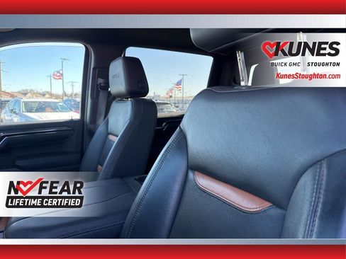 Used 2023 GMC Sierra 1500 AT4 image 16