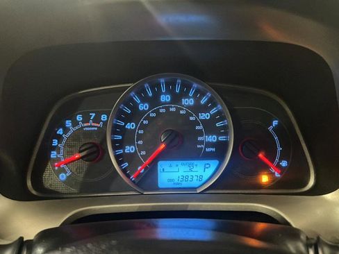 Used 2014 Toyota RAV4 XLE image 28