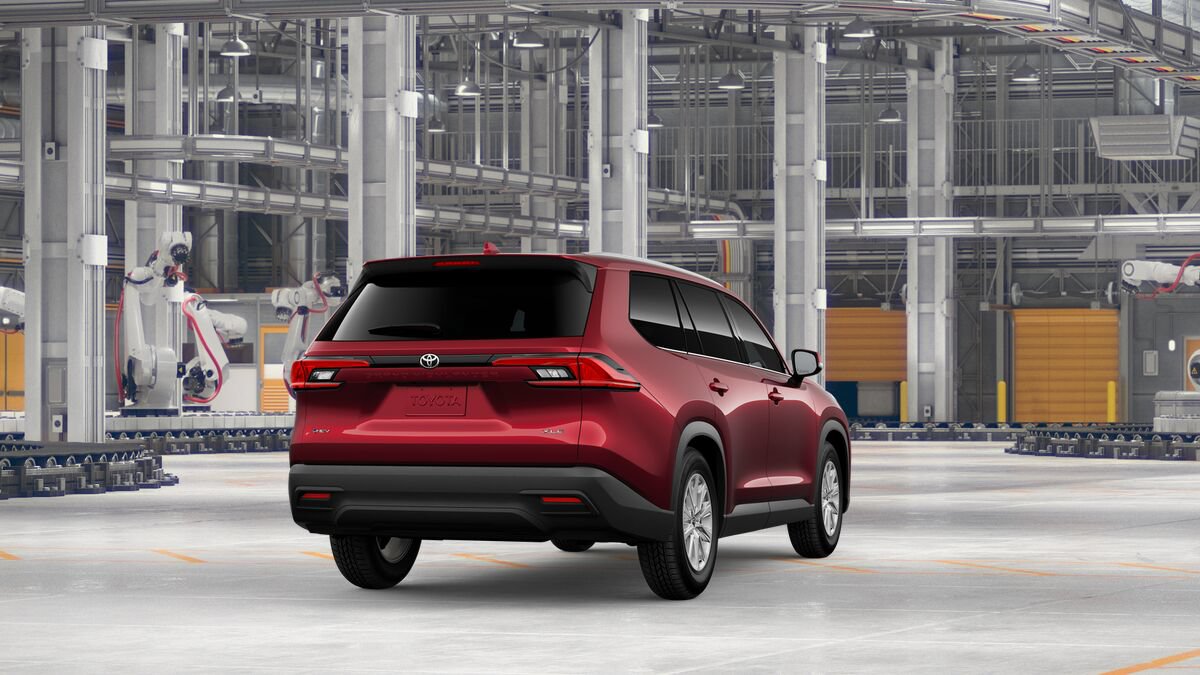 New 2026 Toyota Grand Highlander XLE FWD image 11