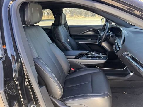 Certified 2023 Cadillac Lyriq 2WD image 24