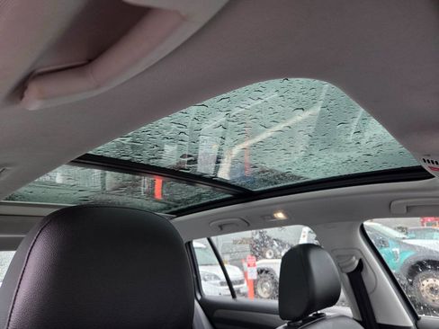 Used 2018 Volkswagen Golf Alltrack SE image 18