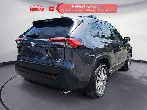 Used 2023 Toyota RAV4 XLE Premium AWD/4WD image 6