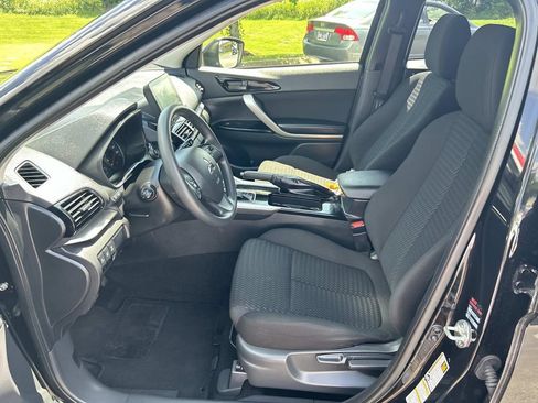 Used 2024 Mitsubishi Eclipse Cross LE AWD/4WD image 25