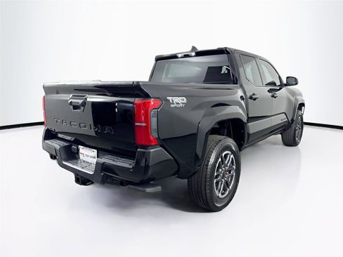 Certified 2025 Toyota Tacoma TRD Sport image 2