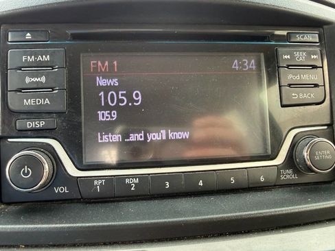 Used 2015 Nissan Quest SV FWD image 38